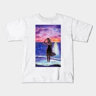 Girl by the sea.  Expectation. Kids T-Shirt